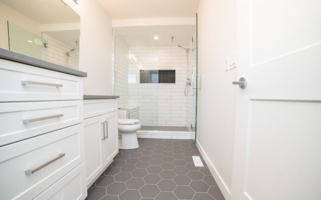 Ensuite with tile work